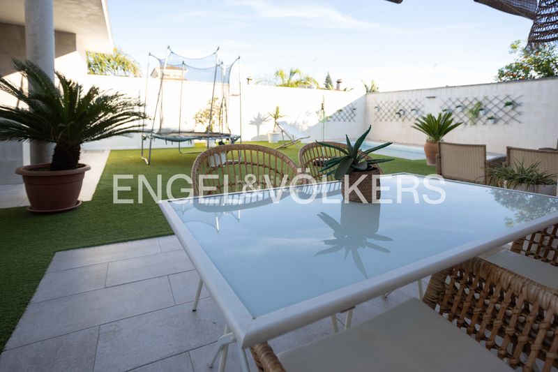 Foto e9551663-6c8f-4480-8033-742547565028. Casa amb calefacció piscina a Oromana Alcalá de Guadaira