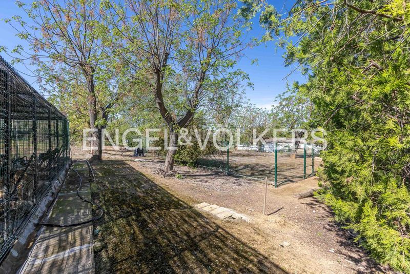 Foto f8eaaa78-7bbd-4562-9a0f-8c4642796e92. Masia amb calefacció piscina a La Paz Alcalá de Guadaira