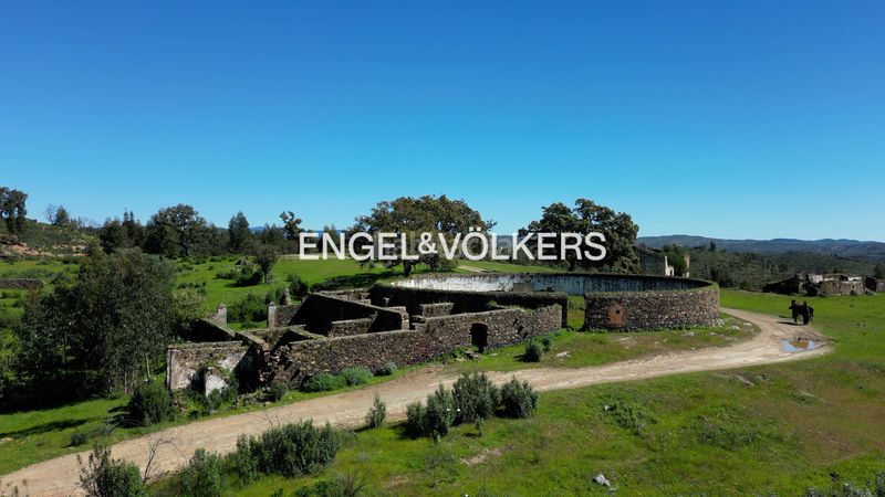 Foto 69fddd60-d46a-4bd5-990f-cd992a85e504. Masia amb calefacció a Las Torres - Guadalupe Huelva