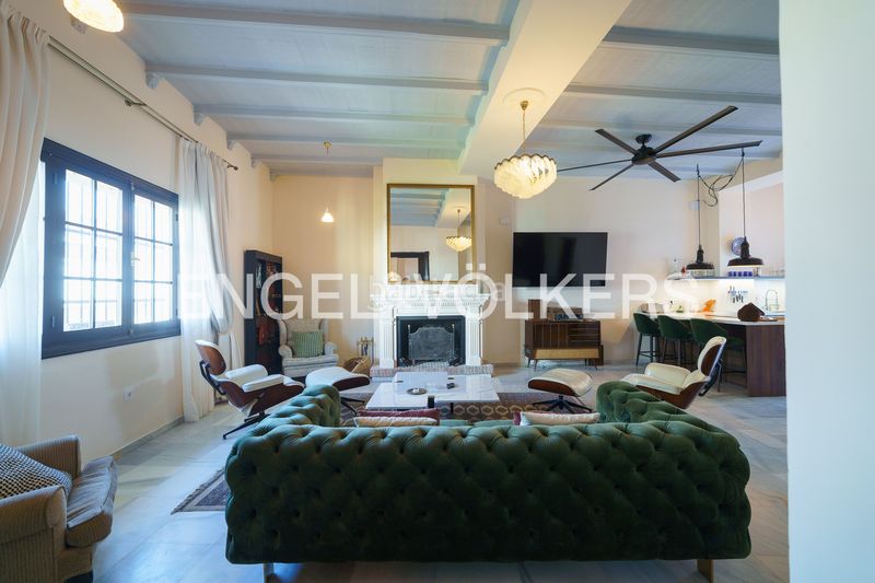 Foto 1b2febe5-a369-4b51-9a8e-bfb882166966. Casa amb calefacció a Centro Jerez de la Frontera