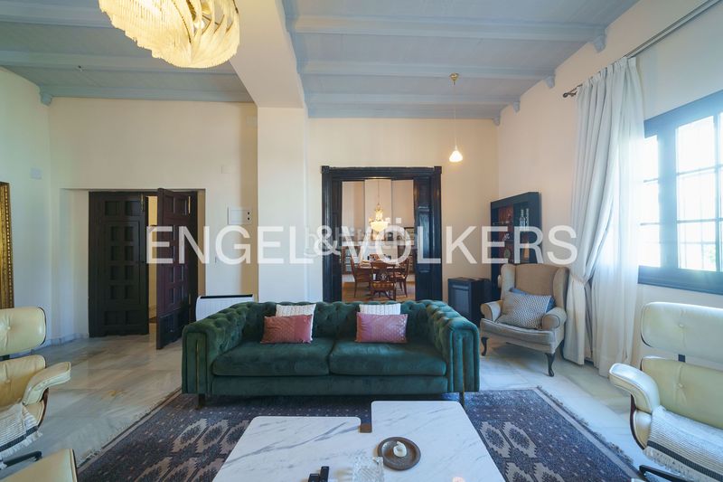 Foto 208c9963-c858-4d2c-8c19-283fe89d7f69. Casa amb calefacció a Centro Jerez de la Frontera