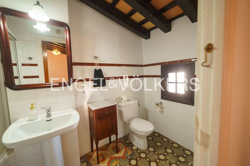 Foto 3144b1e2-5582-4c24-97f1-097fdb8d3410. Casa amb calefacció a Centro Jerez de la Frontera