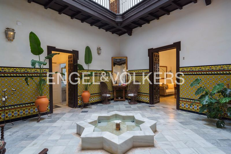 Foto 315e52df-6568-41b6-87c0-871f30056cb5. Casa amb calefacció a Centro Jerez de la Frontera