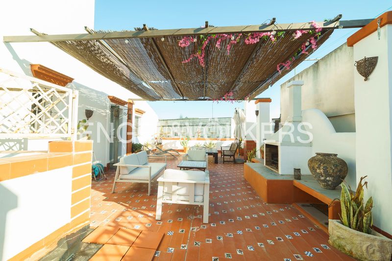 Foto 58d72cd0-047e-40bd-bcd1-3fefcaacb62b. Casa amb calefacció a Centro Jerez de la Frontera