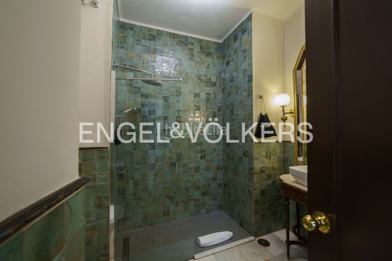 Foto 686211bb-012b-48e8-a1b6-7add04756caf. Casa amb calefacció a Centro Jerez de la Frontera