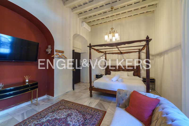 Foto 80ee47b1-54f8-423c-b441-3c6308c596e0. Casa amb calefacció a Centro Jerez de la Frontera