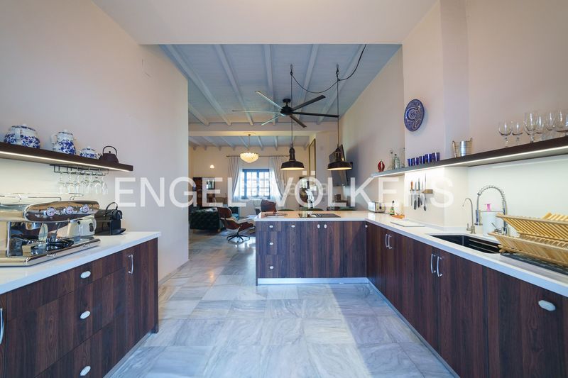 Foto 94f35848-f457-4843-bb6c-68e7b8dee60d. Casa amb calefacció a Centro Jerez de la Frontera