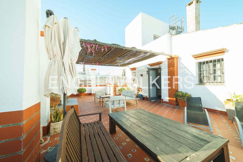 Foto 9add4fd5-e52f-4861-9019-ae5f26fc3bf0. Casa amb calefacció a Centro Jerez de la Frontera