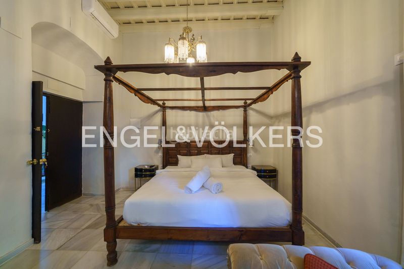 Foto add5666b-0c68-4e56-b0d7-9564f1334a25. Casa amb calefacció a Centro Jerez de la Frontera