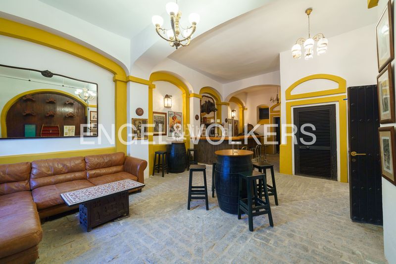 Foto bf8a1b56-4935-48e9-99af-d3b2ac9b6e06. Casa amb calefacció a Centro Jerez de la Frontera