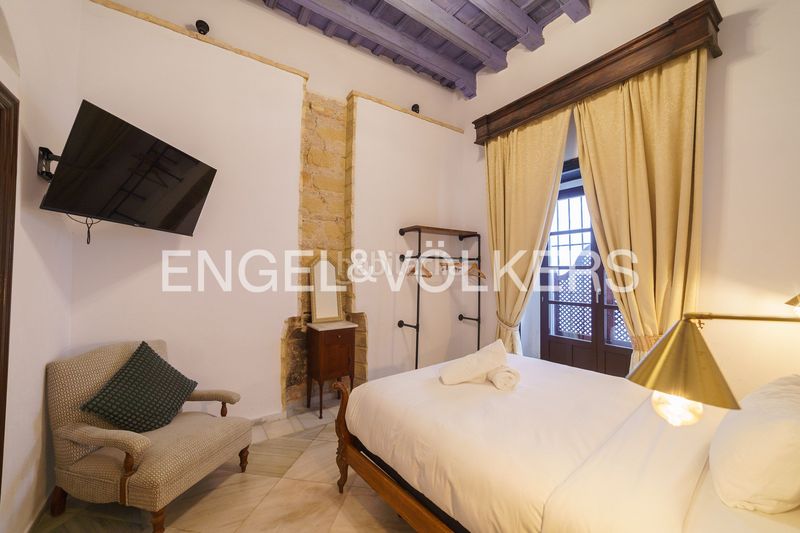 Foto d84e13d0-e420-4a9f-85f1-c12c1d9fed59. Casa amb calefacció a Centro Jerez de la Frontera