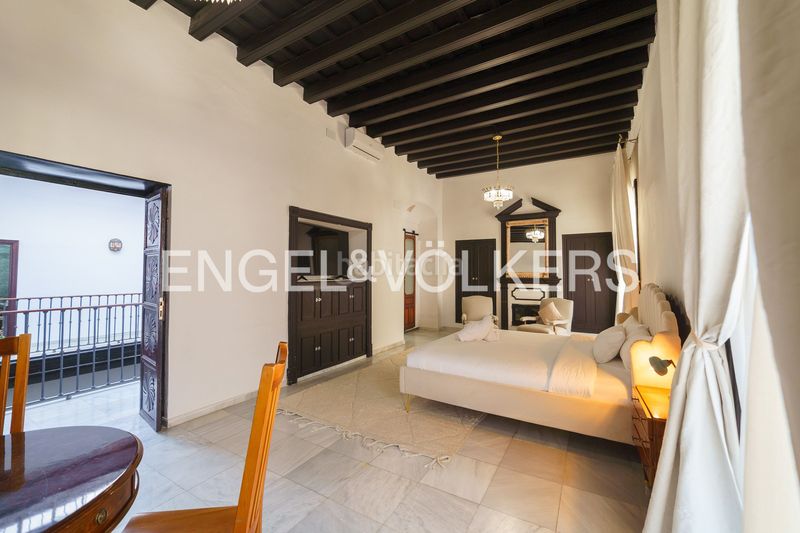 Foto e3219e56-8ee9-4c52-b320-1565b43f742e. Casa amb calefacció a Centro Jerez de la Frontera