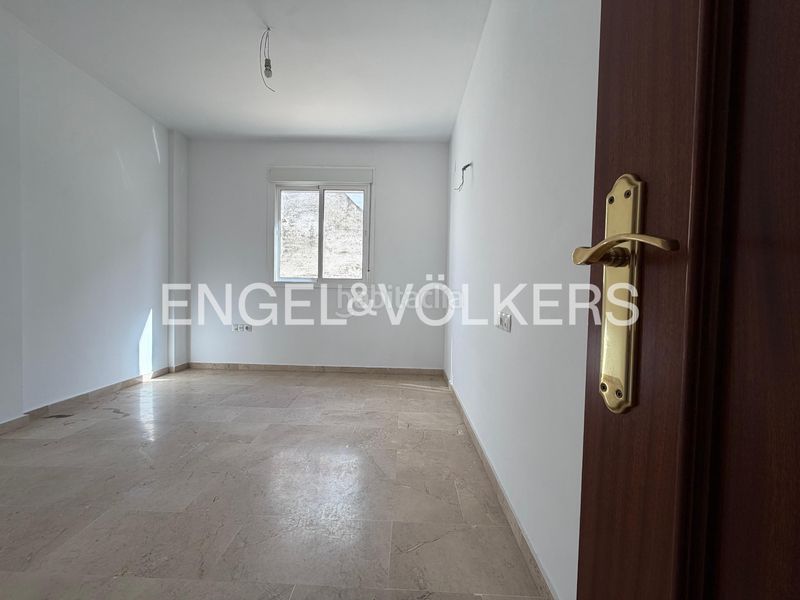 Foto 1d62699f-7d19-4f37-8027-68cc48ad55c9. Pis amb calefacció aparcament a Centro Alcalá de Guadaira