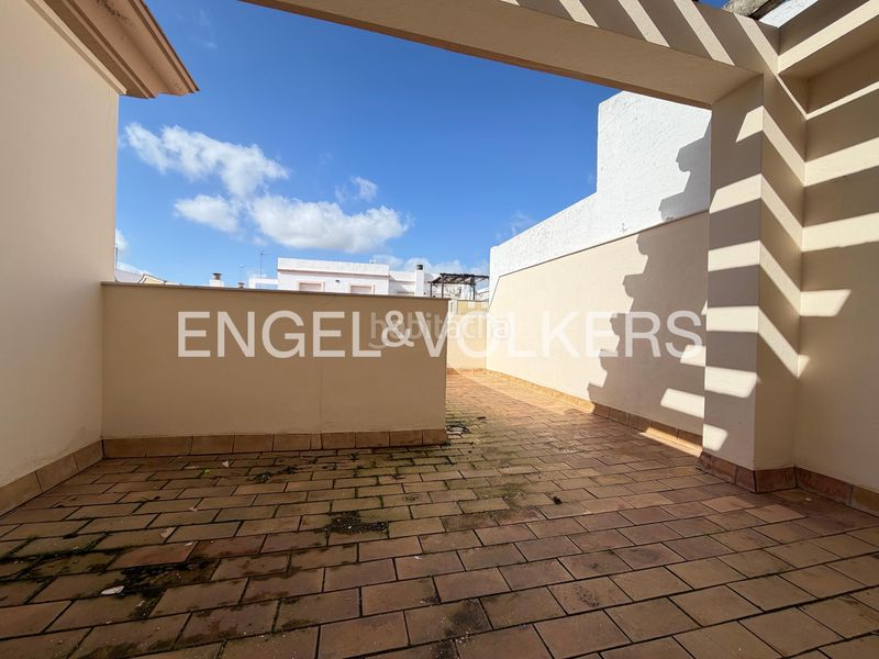 Foto 6aee7dab-ffac-4109-8906-a75c7bdfff6d. Pis amb calefacció aparcament a Centro Alcalá de Guadaira