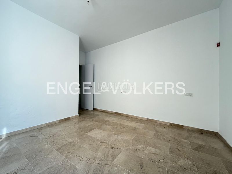 Foto ba26c4f8-3382-4bd9-ae8f-5ff74f6747b4. Pis amb calefacció aparcament a Centro Alcalá de Guadaira