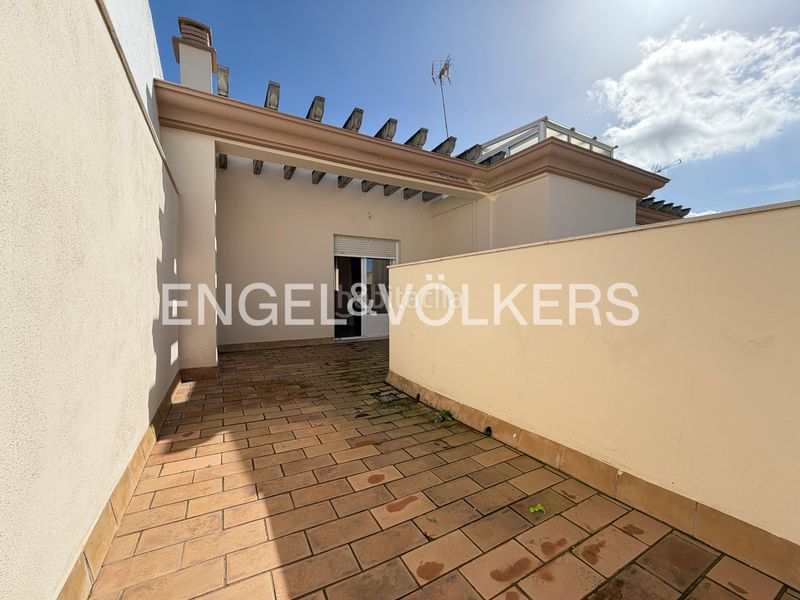 Foto beb5b661-4a6e-4ac1-b6bd-303d6631fb6d. Pis amb calefacció aparcament a Centro Alcalá de Guadaira