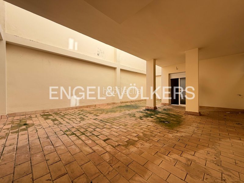 Foto eca060e1-a81d-4936-8c99-58c3d8762d71. Pis amb calefacció aparcament a Centro Alcalá de Guadaira