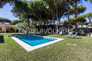 Haus in Las Lagunas - Campano. Exclusiva finca de 3 viviendas en chiclana privacidad, piscina c