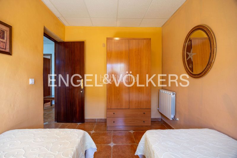 Foto 8cb384fd-d143-4714-a109-3d80df2d7f0e. Casa amb calefacció aparcament piscina a Las Lagunas - Campano Chiclana de la Frontera