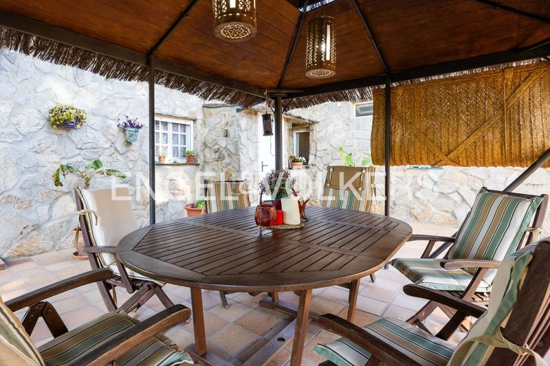 Foto d50288d4-fb9f-4a50-96d9-b838c5882a0c. Casa amb calefacció aparcament piscina a Las Lagunas - Campano Chiclana de la Frontera