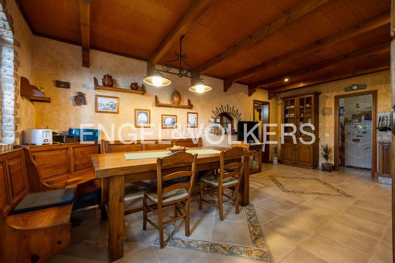 Foto d91b9b4f-3714-48cd-ae7a-a633a76b541e. Casa amb calefacció aparcament piscina a Las Lagunas - Campano Chiclana de la Frontera