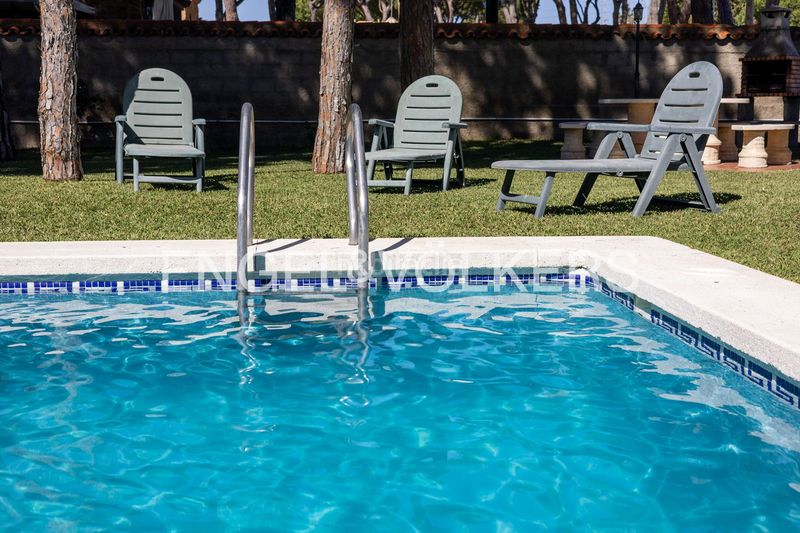 Foto db448104-5aad-4f72-86fe-ec1130c6e212. Casa amb calefacció aparcament piscina a Las Lagunas - Campano Chiclana de la Frontera