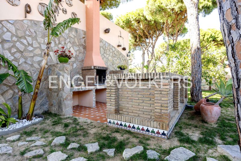 Foto e51b353b-d258-45dc-8cc0-6f8ad5463d95. Casa amb calefacció aparcament piscina a Las Lagunas - Campano Chiclana de la Frontera