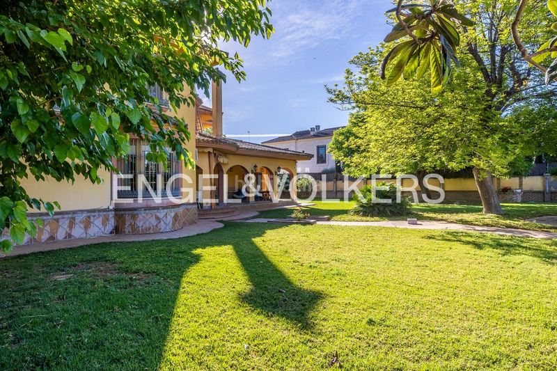 Foto 6dd1b03a-fe2c-4b39-aaa3-4e138810ce56. Casa amb calefacció piscina a Santa Clara Sevilla
