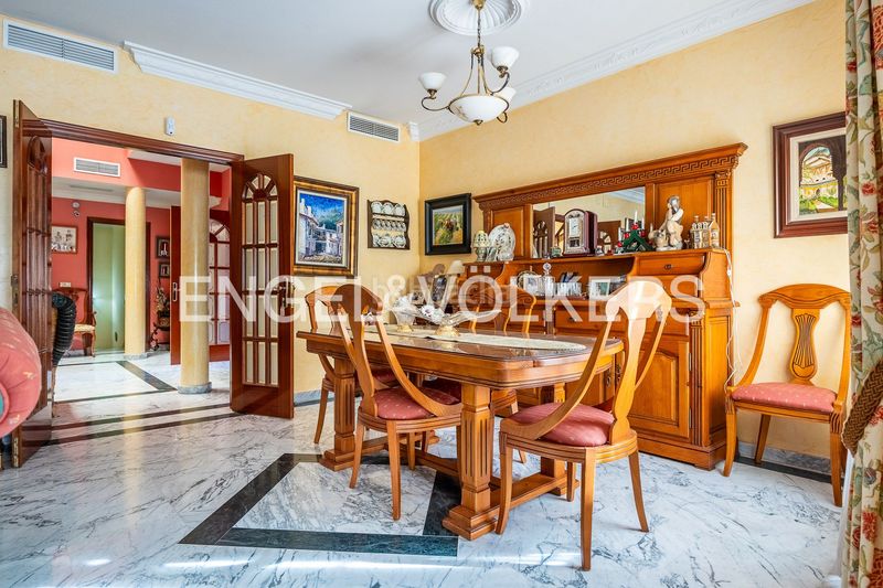 Foto b9d00a84-6502-4390-a625-c70a93803786. Casa amb calefacció piscina a Santa Clara Sevilla