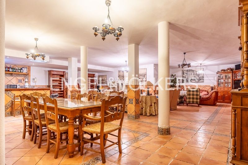 Foto c629302c-f736-4534-9e3f-caaa949bbe2e. Casa amb calefacció piscina a Santa Clara Sevilla