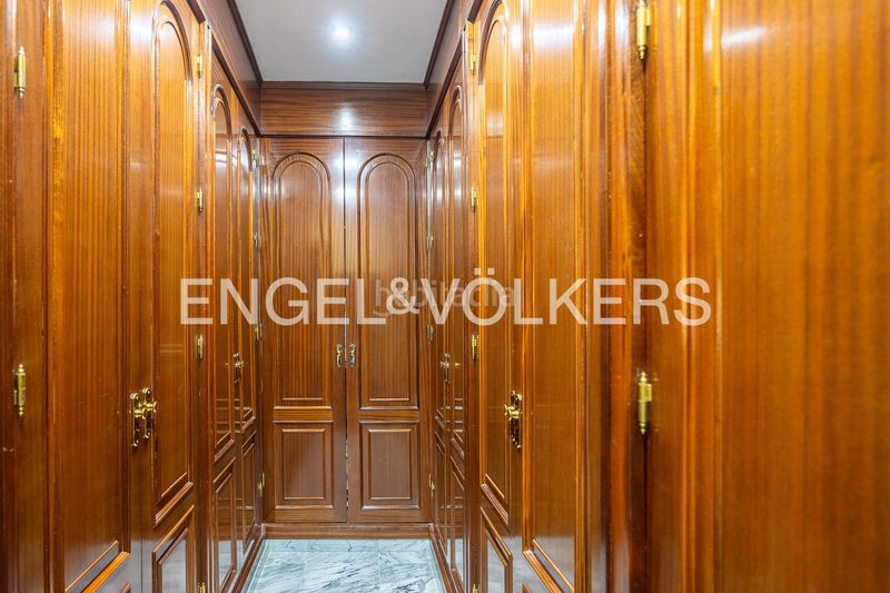 Foto e051f627-36a0-4c18-b5ed-038293d042d5. Casa amb calefacció piscina a Santa Clara Sevilla