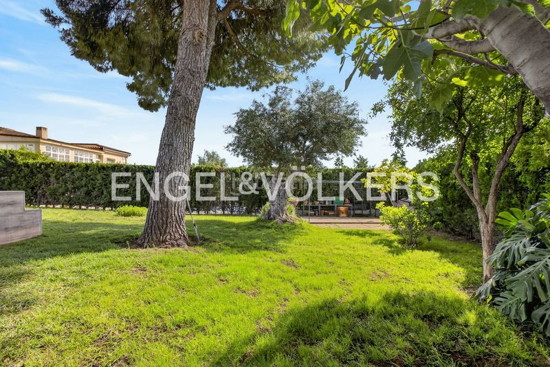 Foto 302eeb03-5b53-43cb-b341-eed9ac89ec0d. Casa amb calefacció a cerros de Montequinto Montequinto