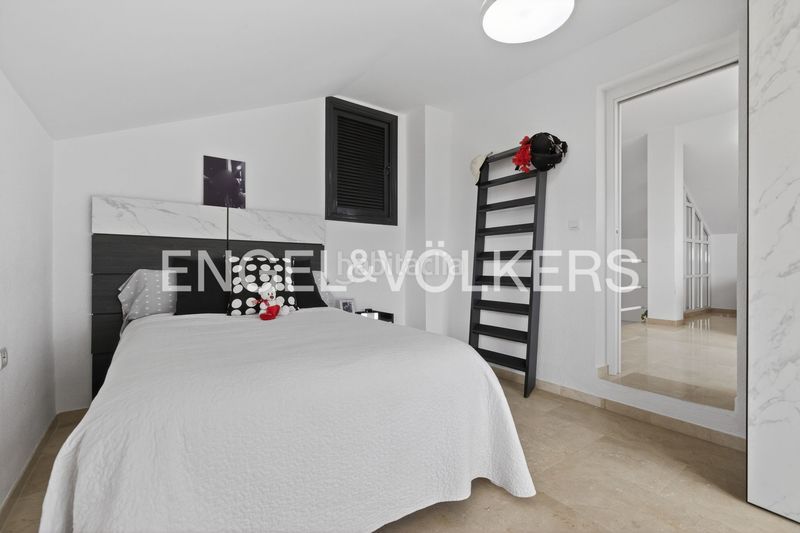 Foto 681274ac-67ea-4822-878e-74d0b9beba39. Casa amb calefacció a cerros de Montequinto Montequinto