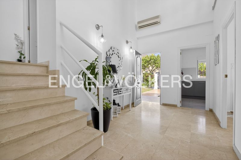 Foto 6f42e629-2178-4b9c-8ead-14a21e93d3f4. Casa amb calefacció a cerros de Montequinto Montequinto