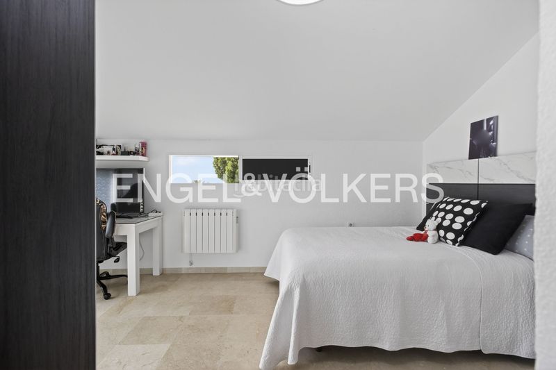 Foto 87d7baaa-4376-4167-a6a1-439780fe1e2d. Casa amb calefacció a cerros de Montequinto Montequinto