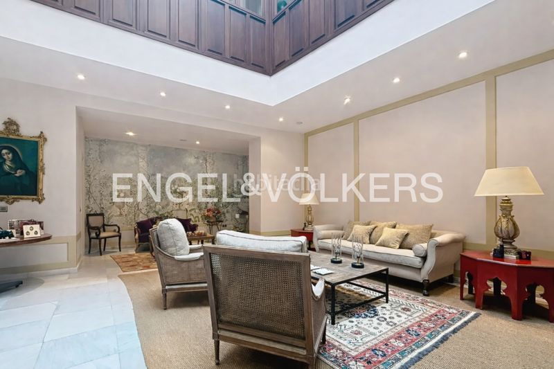 Foto 7108b1d8-9051-44f1-afd8-44e69ee21929. Casa amb calefacció aparcament a San Vicente Sevilla