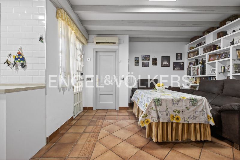 Foto 50c6d892-ffe3-40dd-8fa6-14cd63fb7268. Casa amb calefacció a cerros de Montequinto Montequinto