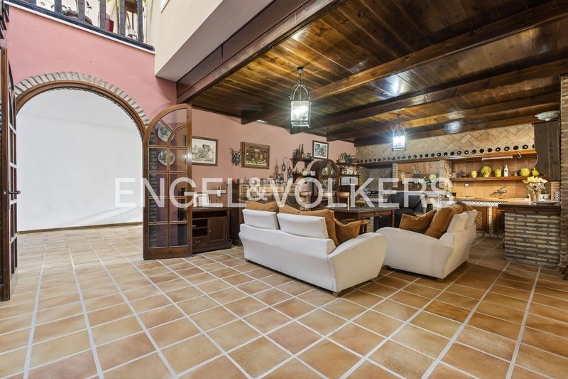 Foto 56fb23da-4c6c-4234-adf7-7b7362d9d77b. Casa amb calefacció a cerros de Montequinto Montequinto