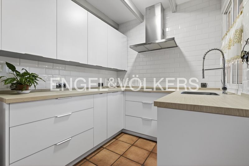 Foto 5c3cbacb-5f71-4403-8895-b35674bbf2ac. Casa amb calefacció a cerros de Montequinto Montequinto