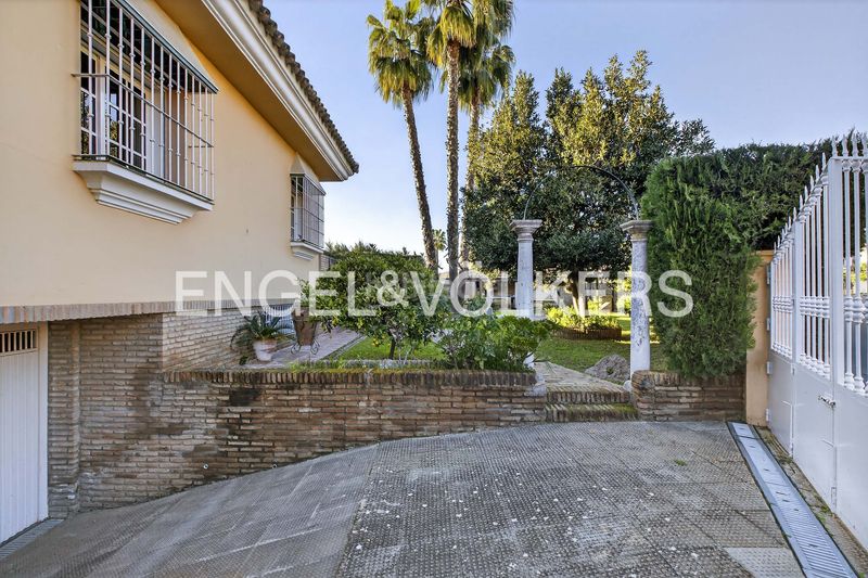 Foto 7fa57e82-daca-47f3-aa25-be9b64d0c062. Casa amb calefacció a cerros de Montequinto Montequinto