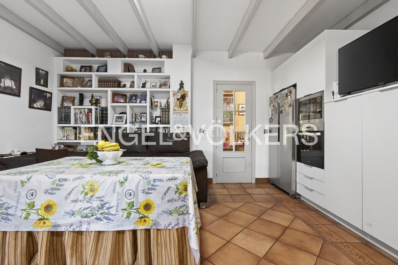 Foto 89be041a-44ae-40f5-b236-d1b8cf0a5568. Casa amb calefacció a cerros de Montequinto Montequinto