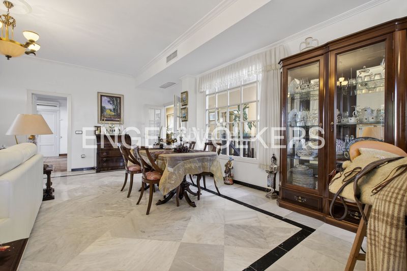 Foto a09777b9-d814-43fd-8ec2-0d3ea5dfe4a2. Casa amb calefacció a cerros de Montequinto Montequinto