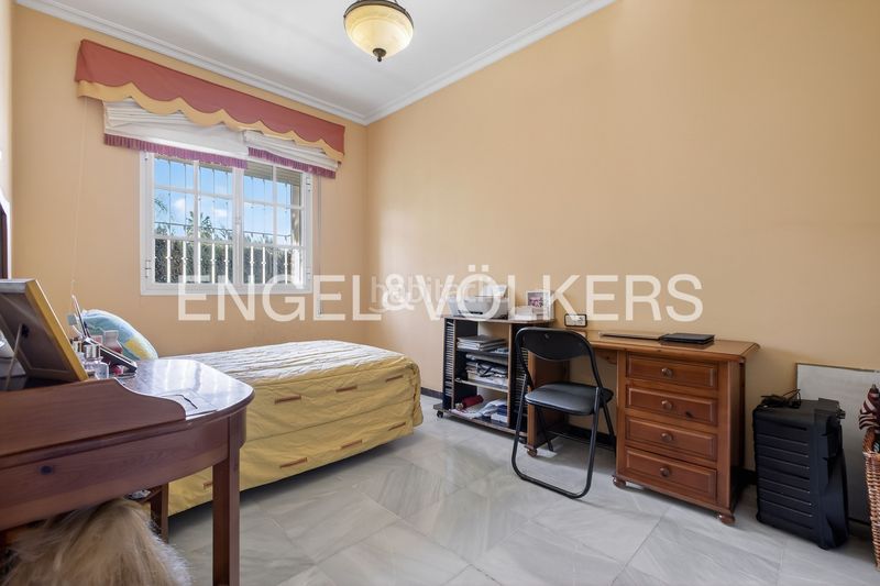 Foto b4648116-0f57-48a3-8f48-18bb95180c11. Casa amb calefacció a cerros de Montequinto Montequinto