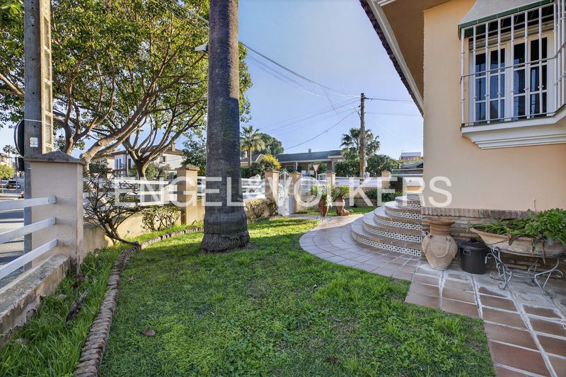 Foto ca403122-a563-4223-85d6-f51034dc8071. Casa amb calefacció a cerros de Montequinto Montequinto