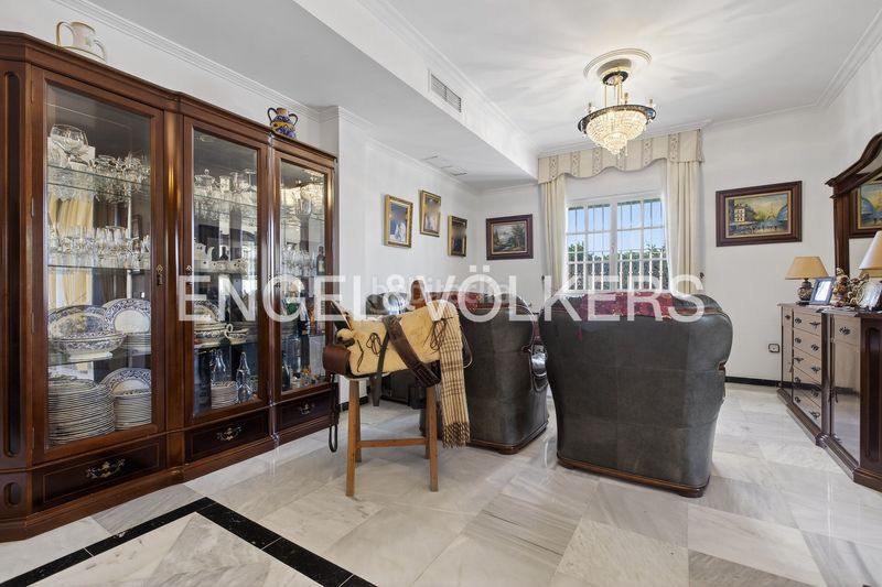 Foto fea6de70-28ea-410a-a5fe-b68864afe09e. Casa amb calefacció a cerros de Montequinto Montequinto