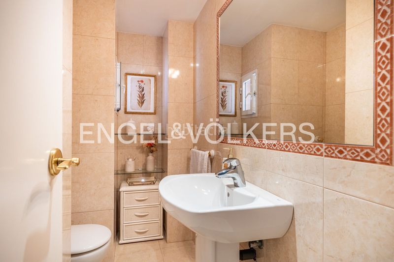 Foto 0b10e76c-5252-45a4-af4a-c1b3f2457cdc. Casa amb calefacció aparcament piscina a El Cano - Los Bermejales Sevilla