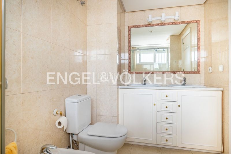 Foto 0f7620d4-113b-4b15-847c-9e2b0f16940e. Casa amb calefacció aparcament piscina a El Cano - Los Bermejales Sevilla