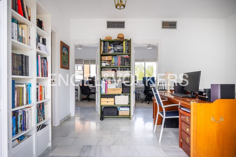 Foto ca85c476-680b-45c5-93ba-5721d7a5c4ca. Casa amb calefacció aparcament piscina a El Cano - Los Bermejales Sevilla