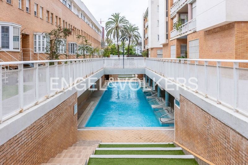 Foto daf6a65f-4baa-4709-95eb-f6870b0aca78. Casa amb calefacció aparcament piscina a El Cano - Los Bermejales Sevilla