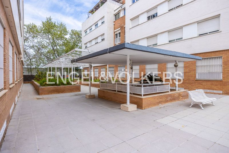 Foto df6e6b60-eef1-4299-8558-a2f406d331d4. Casa amb calefacció aparcament piscina a El Cano - Los Bermejales Sevilla